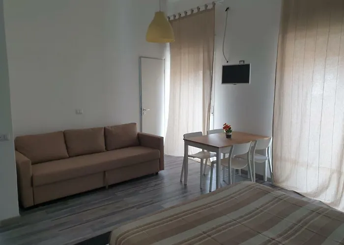 Lipari Suite Apartament 게스트하우스