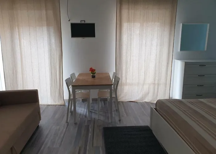 게스트하우스 Lipari Suite Apartament 3*