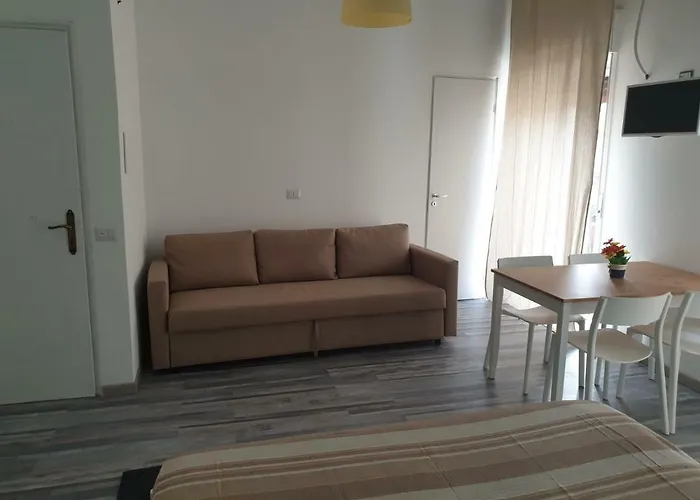 Lipari Suite Apartament 게스트하우스 3*